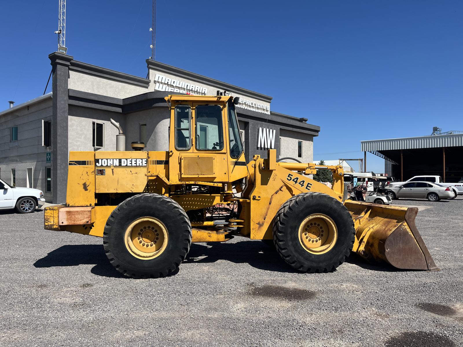 ./imagenes/INVOICE/2019/16278/JOHN DEERE 544E (6).JPG